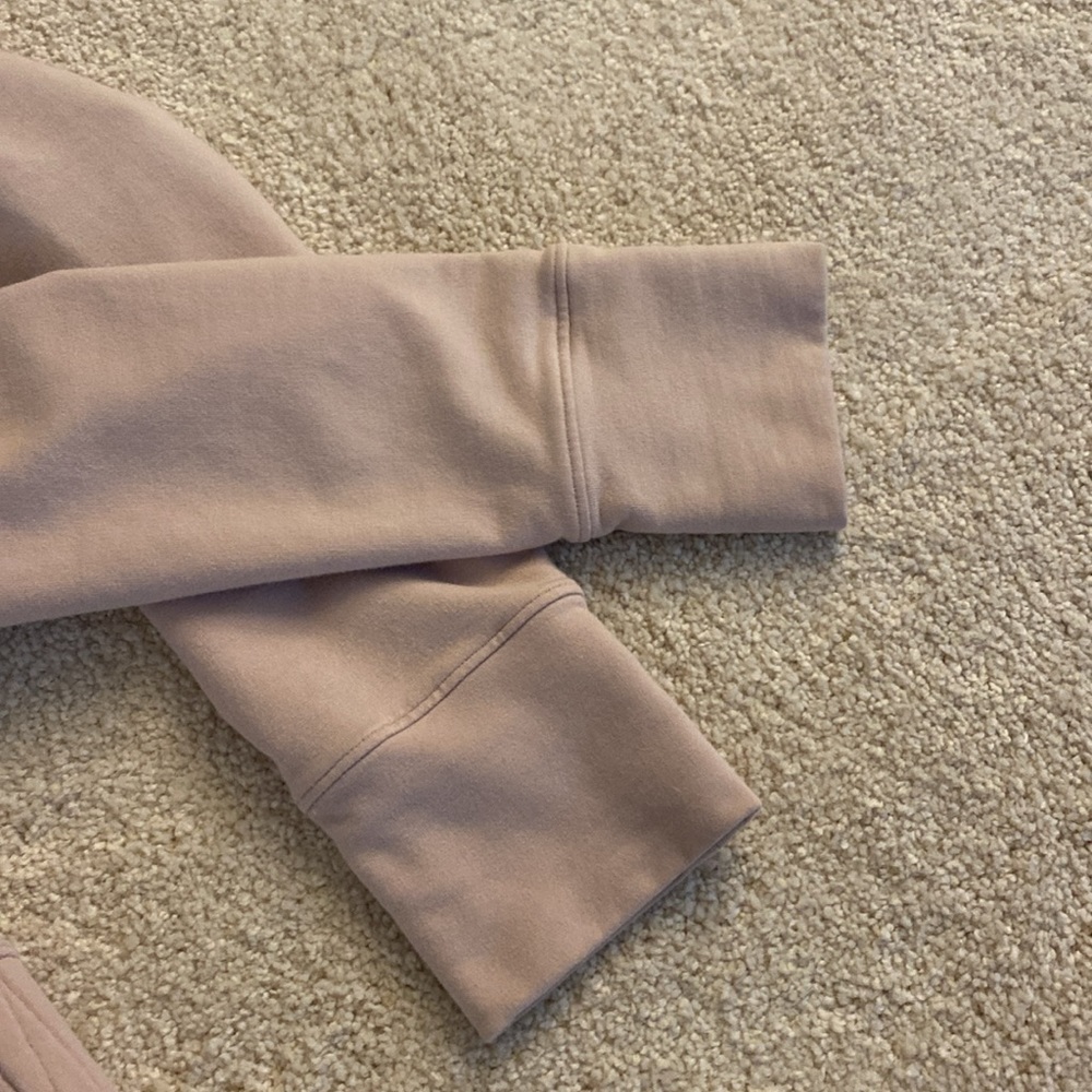 Lululemon Stress Less Pullover - Picture 6 of 10